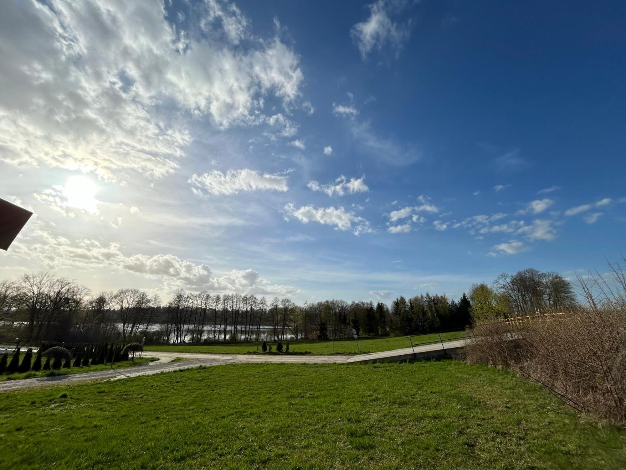 Caloroczny Domek Nad Jeziorem - Balia Z Jacuzzi Villa Balewo  Exteriör bild